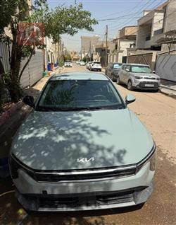 كيا K4